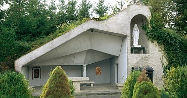 Lourdesgrotte in Ommersheim